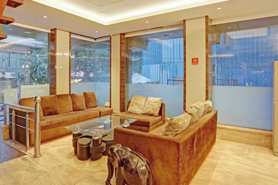 Hotel Superb 5 Mins Walk From New Delhi Station Exteriér fotografie