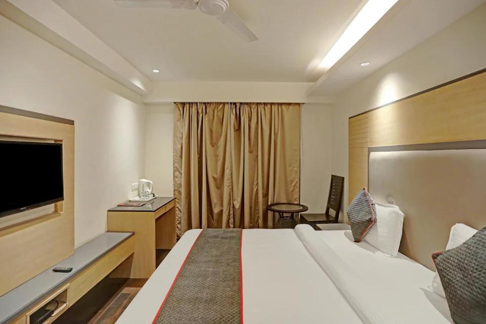 Hotel Superb 5 Mins Walk From New Delhi Station Exteriér fotografie