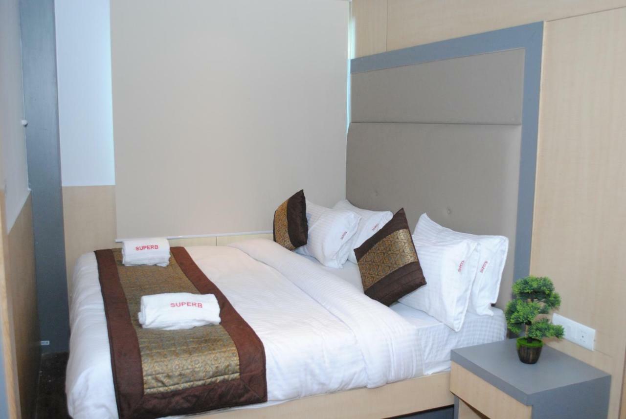 Hotel Superb 5 Mins Walk From New Delhi Station Exteriér fotografie